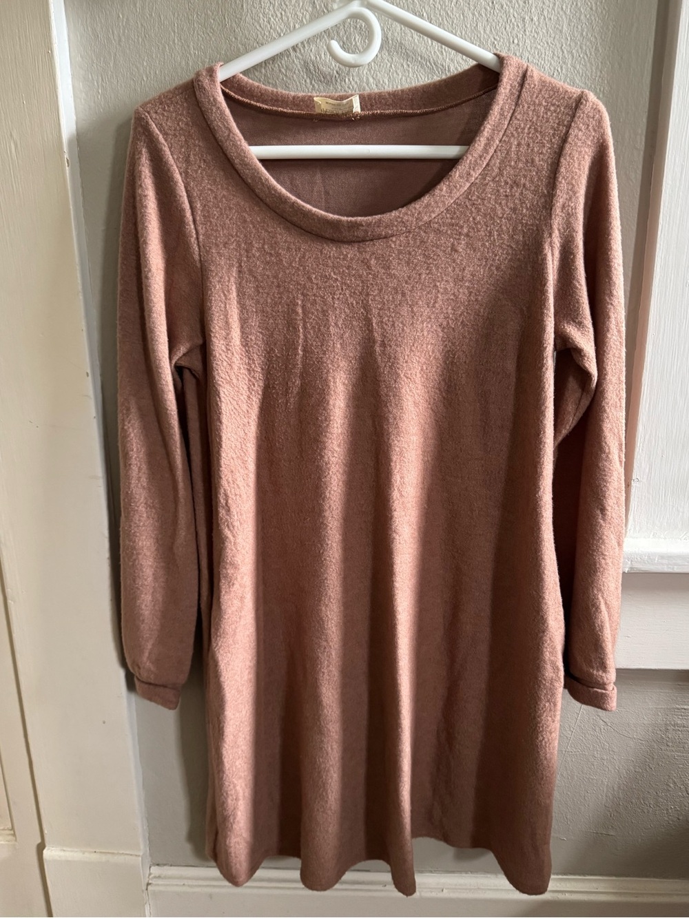 Women's Long Sleeve Scoop Neck Dress
